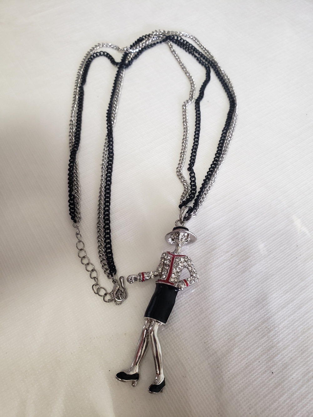 Rhinestone Figure Pendant Necklace in Black & Silver